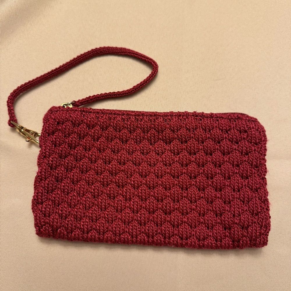 The Sak Knit Woven Wristlet Pouch Maroon, 8 x 5 Zip Closure burgundy shaded red